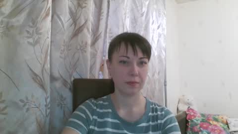 Snapshot of veronika_xi chatting on March 6, 7:03 am veronika_xi online show from March 6, 7:03 am