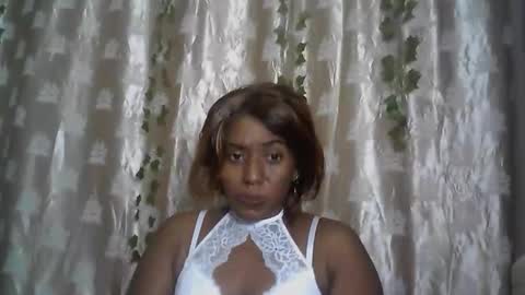 verronique1511 online show from May 17, 5:45 pm