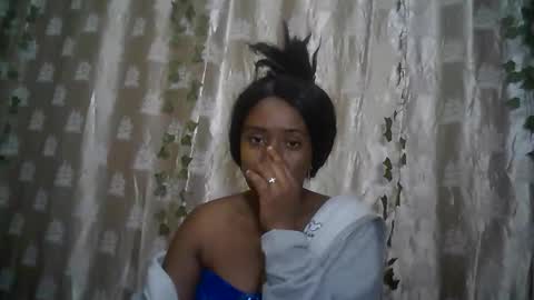 verronique1511 online show from May 23, 6:17 pm
