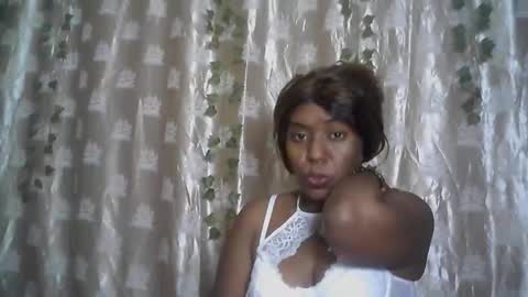 verronique1511 online show from May 18, 4:07 am