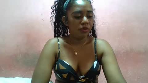 verronique1511 online show from February 2, 4:26 am
