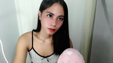 ABBY KIA FLORENDO online show from March 22, 1:22 am