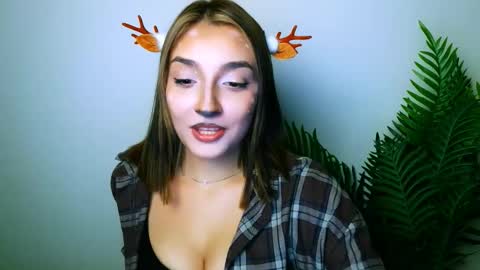 Ana online show from October 31, 6:34 pm