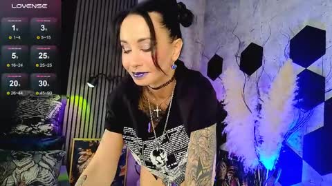 Lady or Goddess Vespera online show from April 6, 1:05 am