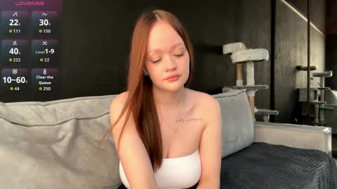 Esta online show from May 6, 3:05 pm