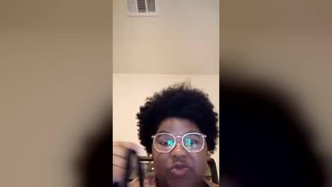 vickiryder56 online show from August 4, 3:12 am