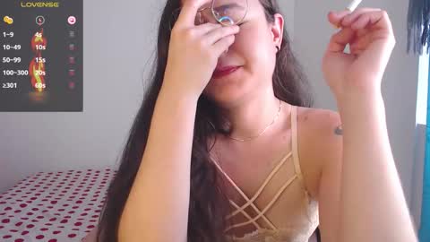 Vicky online show from November 13, 10:31 pm