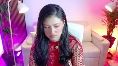 victoria online show from December 21, 3:16 pm