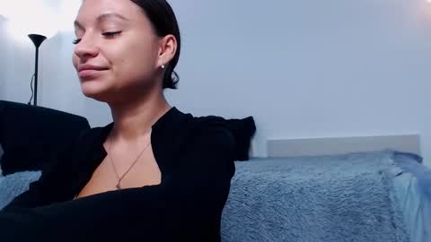 Victoria online show from September 20, 4:38 pm