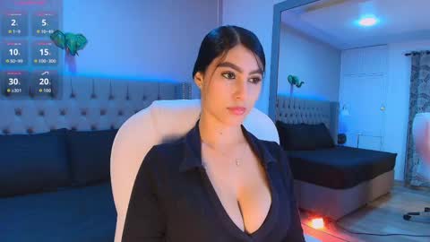   online show from June 9, 11:42 am