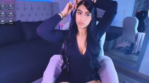   online show from July 23, 11:51 am