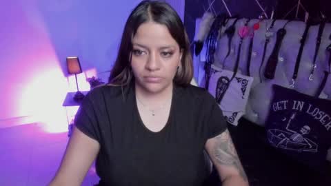 victoria_floyd1 online show from April 9, 1:08 am