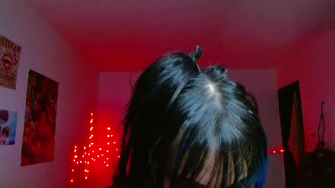 victoria online show from April 8, 4:14 am