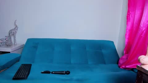 Victoria  online show from November 8, 6:24 pm