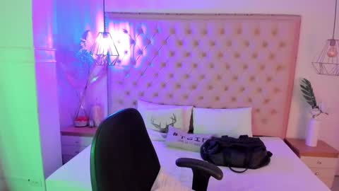 victoria_kitt online show from September 11, 7:58 pm