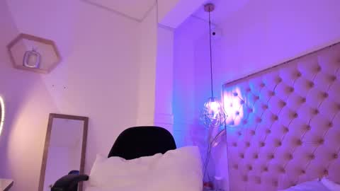 victoria_kitt online show from September 13, 8:17 pm