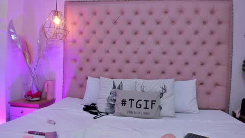 victoria_kitt online show from December 31, 3:53 pm