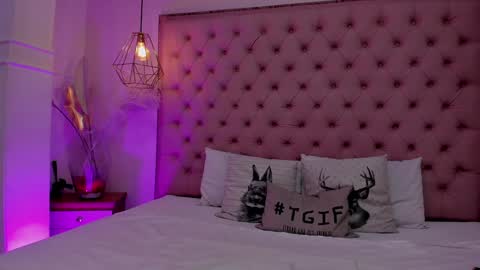 victoria_kitt online show from December 9, 6:14 pm