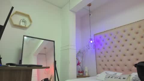 victoria_kitt online show from July 4, 7:21 pm