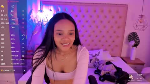 victoria_kitt online show from September 15, 8:27 pm