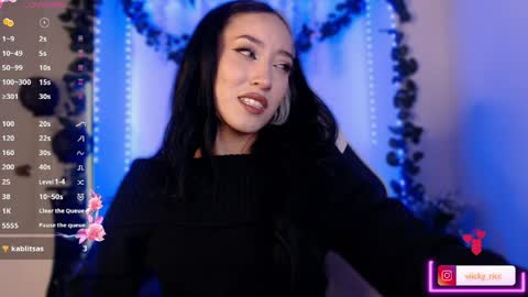 Victoria  online show from April 7, 12:01 am