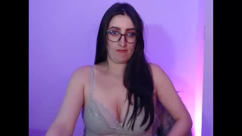 Victoria online show from December 2, 9:04 pm