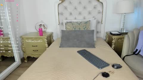 victoria  online show from March 30, 11:32 am