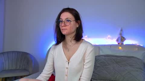 Victoria online show from December 30, 6:20 am