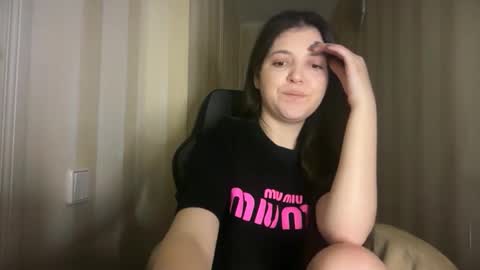 victoriadaily online show from January 11, 8:36 pm