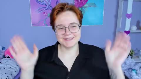 Victoria online show from December 25, 12:05 pm