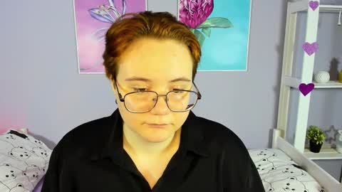 Victoria online show from December 13, 3:21 pm