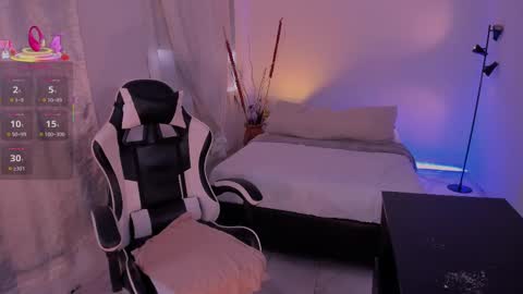 Victoria Levy online show from September 26, 2:58 pm