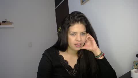 Snapshot of victorialg chatting on October 2, 6:57 pm victorialg online show from October 2, 6:57 pm