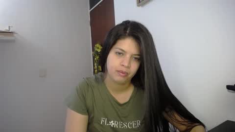 Snapshot of victorialg chatting on October 13, 7:49 pm victorialg online show from October 13, 7:49 pm