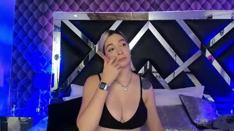 victtoria lee online show from May 6, 9:41 pm