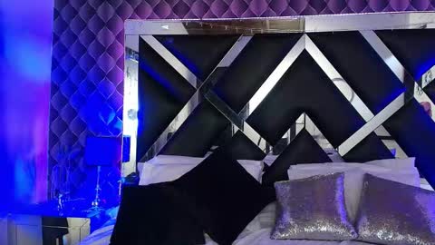 victtoria lee online show from March 3, 8:04 pm