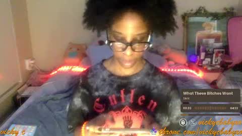 Vicky C Vicky V - Vicky C Baby Baby Vee - Schoolgurl V - V the Qween of Edging - Miss Vicky if U Nasty online show from October 2, 11:10 pm