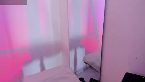 viioleett_cum online show from May 23, 6:06 pm
