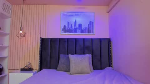 Viiolett online show from October 18, 9:16 pm