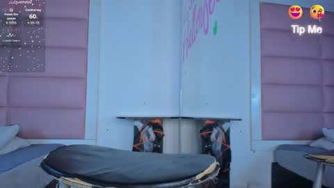 Violetta  online show from November 12, 1:09 pm