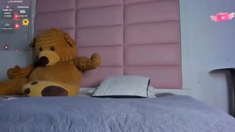 Violetta  online show from November 13, 1:10 pm