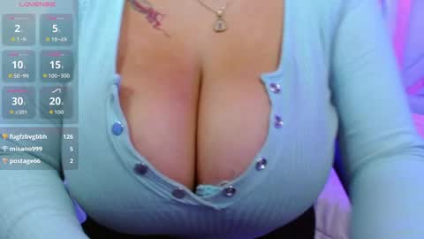 viioleta online show from May 22, 1:31 pm