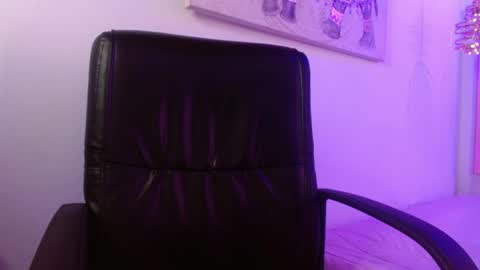 viioleta online show from May 23, 1:42 pm