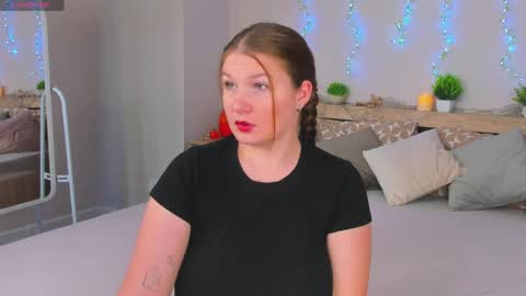 Jinny online show from April 9, 10:09 am