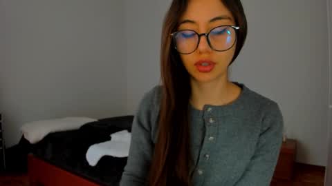 viithoney online show from October 14, 6:38 am