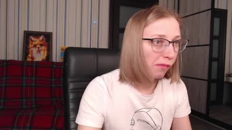 Vika online show from April 8, 8:44 pm