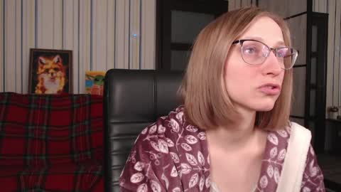 Vika online show from April 3, 7:23 pm