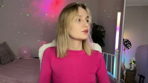Vikky online show from May 29, 12:52 am