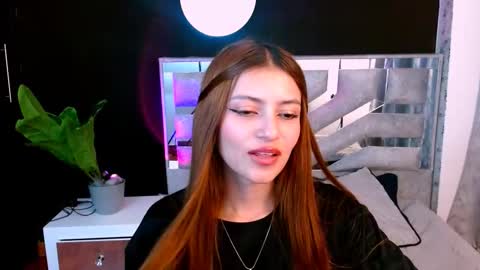 viky_evanss online show from October 14, 7:27 pm