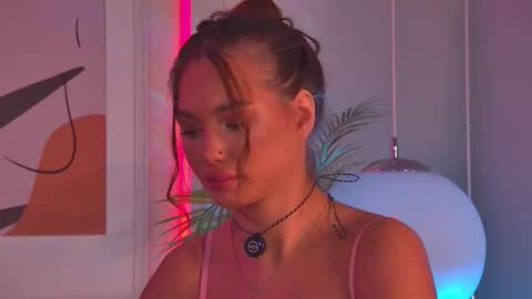 violaflirt online show from October 24, 5:03 am